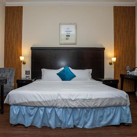Royal Prestige Hotel Dubai Bagian luar foto
