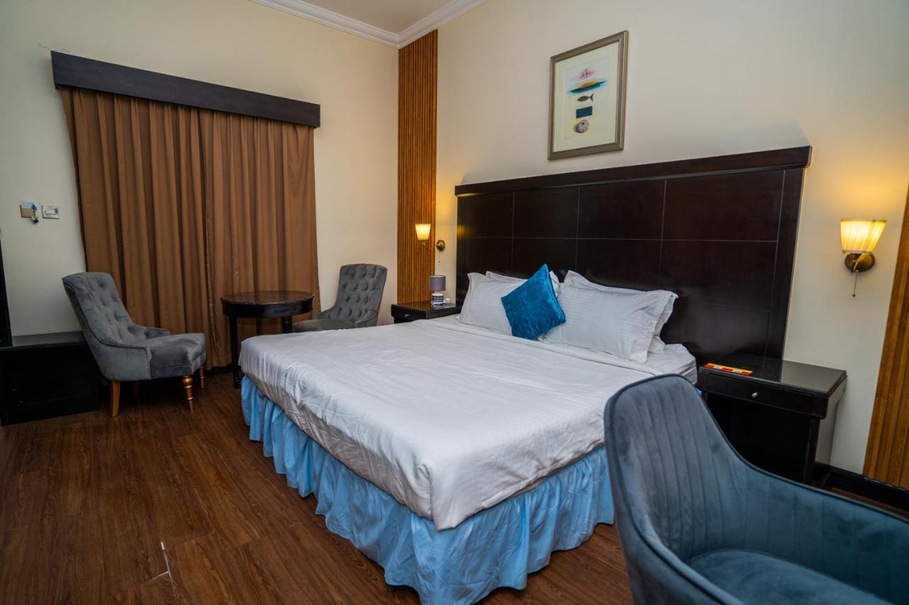 Royal Prestige Hotel Dubai Bagian luar foto