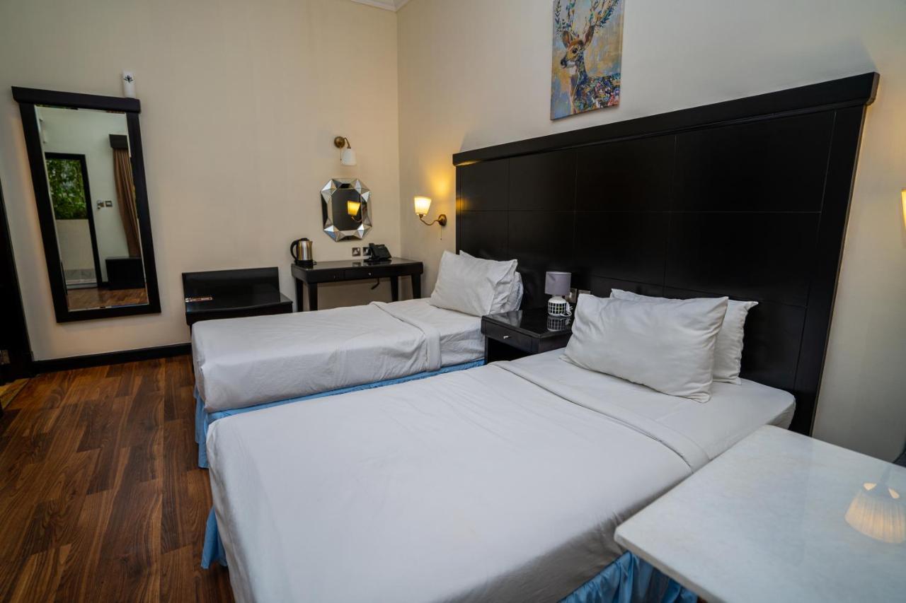 Royal Prestige Hotel Dubai Bagian luar foto
