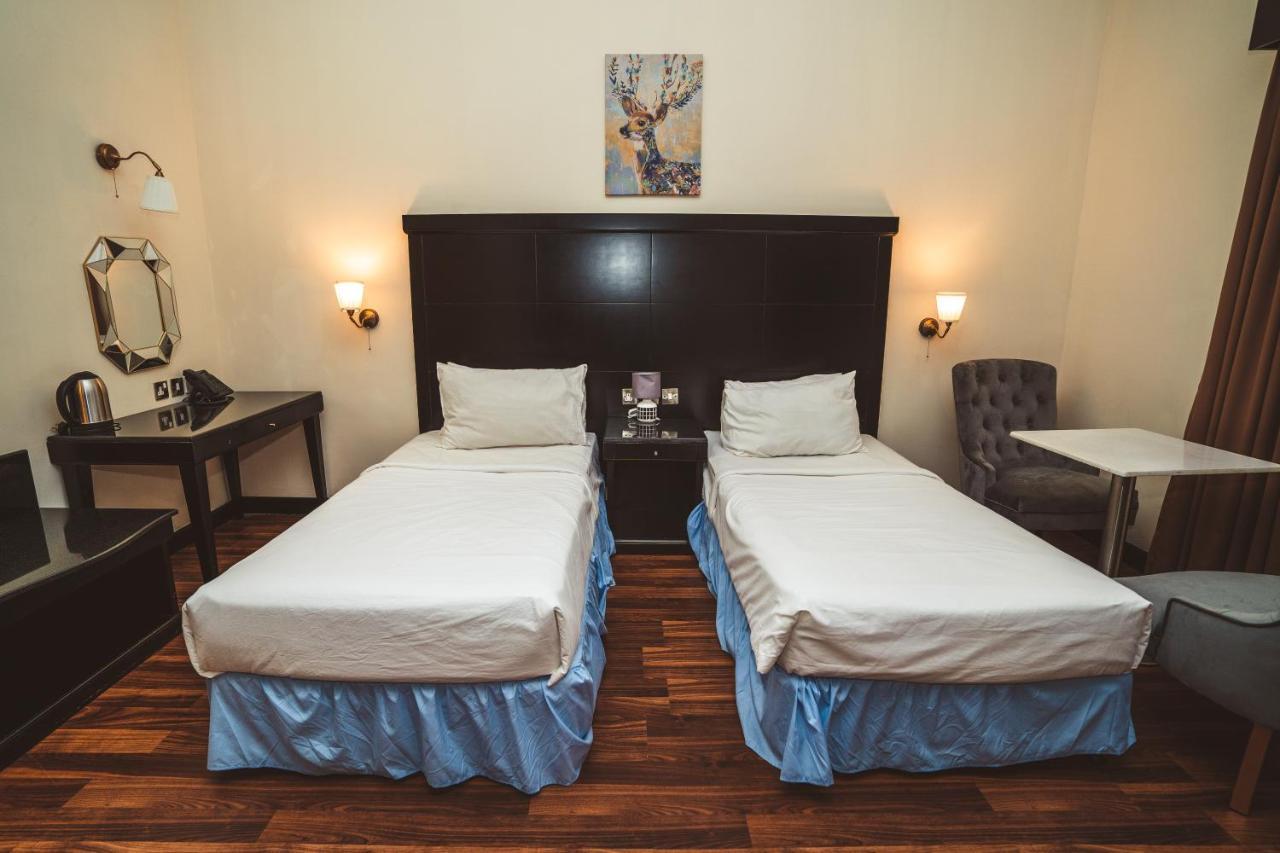 Royal Prestige Hotel Dubai Bagian luar foto